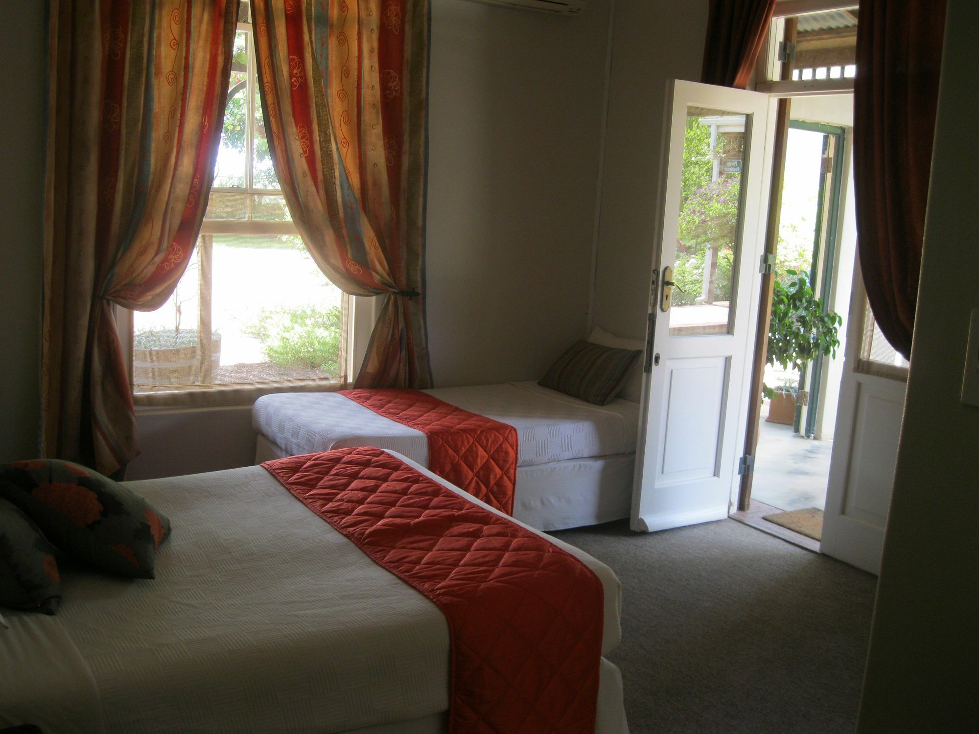Hoopenburg Guesthouse Klapmuts Bagian luar foto
